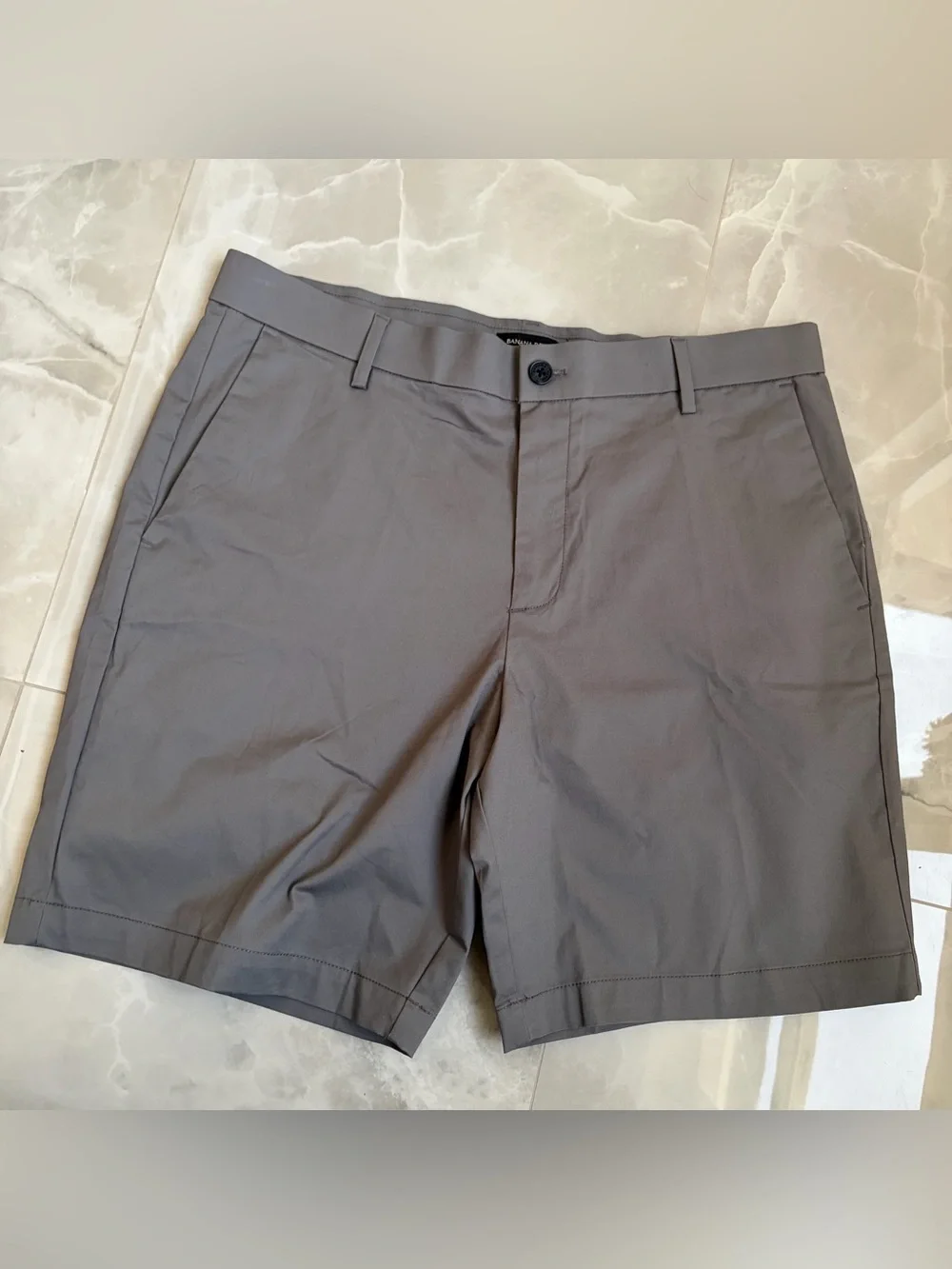 Banana Republic excellent like